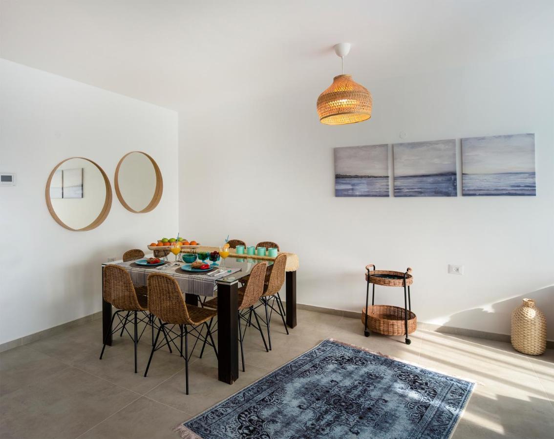 Argaman Beach Apartment Акко Экстерьер фото